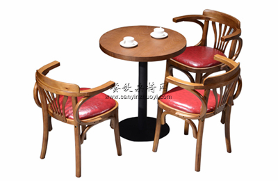 北欧风格西式餐厅桌椅