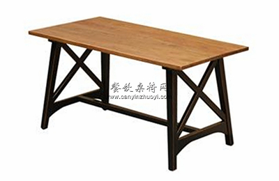 餐饮店钢木桌子
