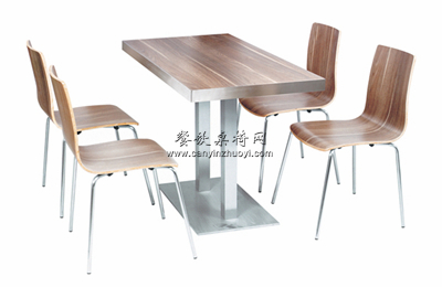 钢木材质米粉店桌椅