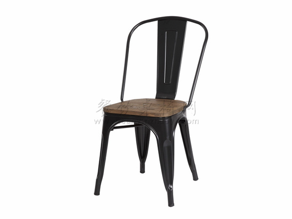 带实木座板的铁艺靠背椅子
