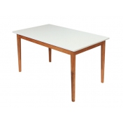 白色烤漆餐桌，实木脚餐桌
