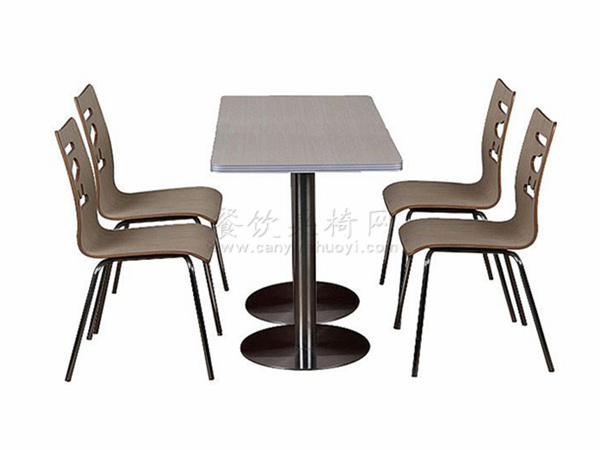 四人位餐桌椅，钢木餐桌椅