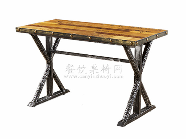 天门美式乡村铁艺复古餐桌