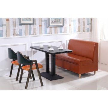 餐饮店沙发椅子和钢木桌子