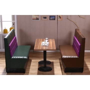 固原钢木餐桌和主题风沙发