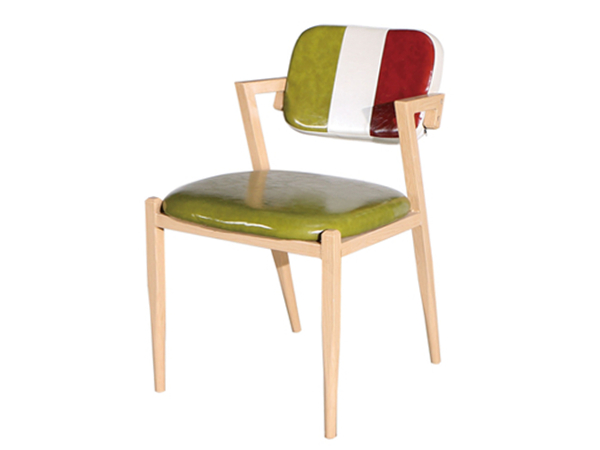 木纹扶手椅，天水主题餐椅