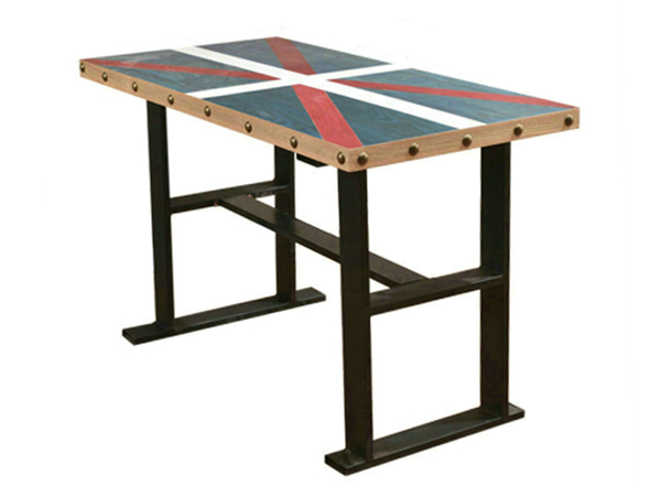 武威时尚个性主题钢木餐桌