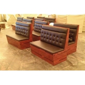 固原时尚木纹板式卡座沙发