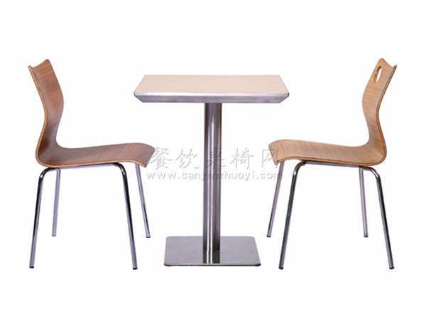 一桌两椅价格 FT055