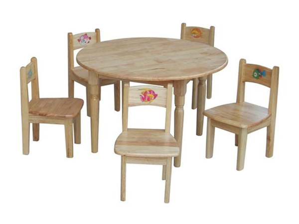 五人位儿童餐厅实木餐桌椅