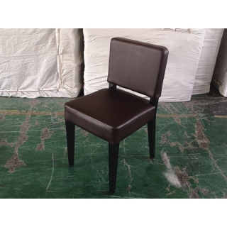 小板型餐椅，皮革软包椅子