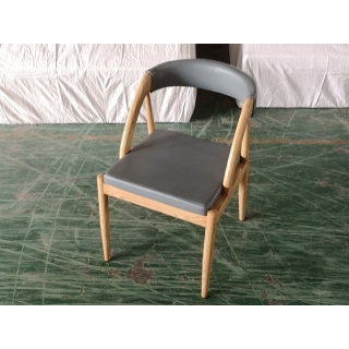 美食餐馆铁艺木纹扶手椅子