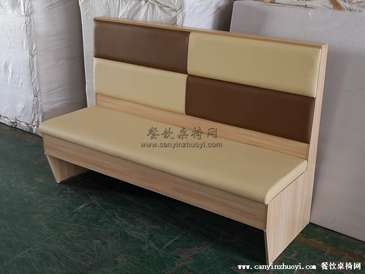 个性拼色木纹板式卡座沙发