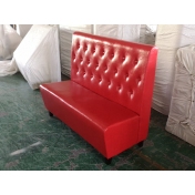 红色拉扣造型皮艺卡座沙发