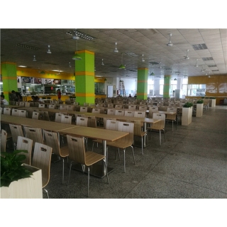 木纹色学校食堂餐桌椅定做