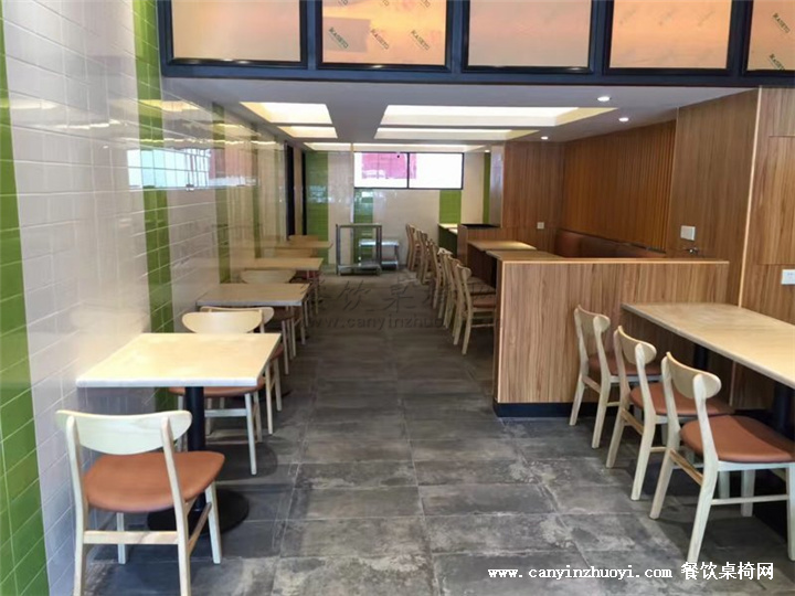 面食馆靠墙卡座餐桌椅定制